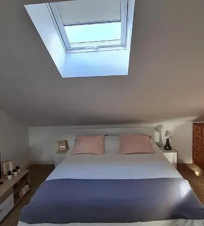Maison La Rhonelle منزل للإقامة فالنسيان